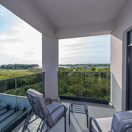 Feriehus Contessa Privlaka (Zadar)