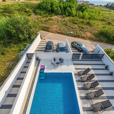 Contessa * Privlaka (Zadar)