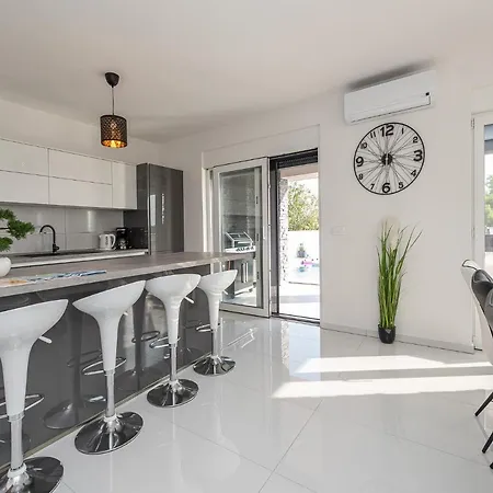 Contessa * פריבלאקה