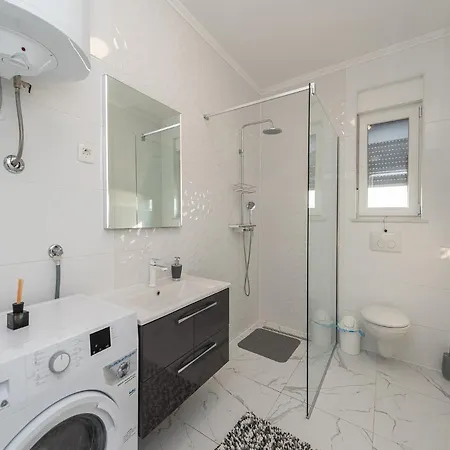 בית נופש Contessa פריבלאקה