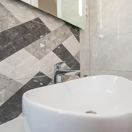 Contessa בית נופש *