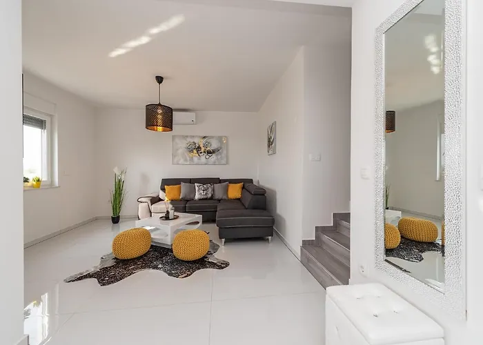 Contessa בית נופש *